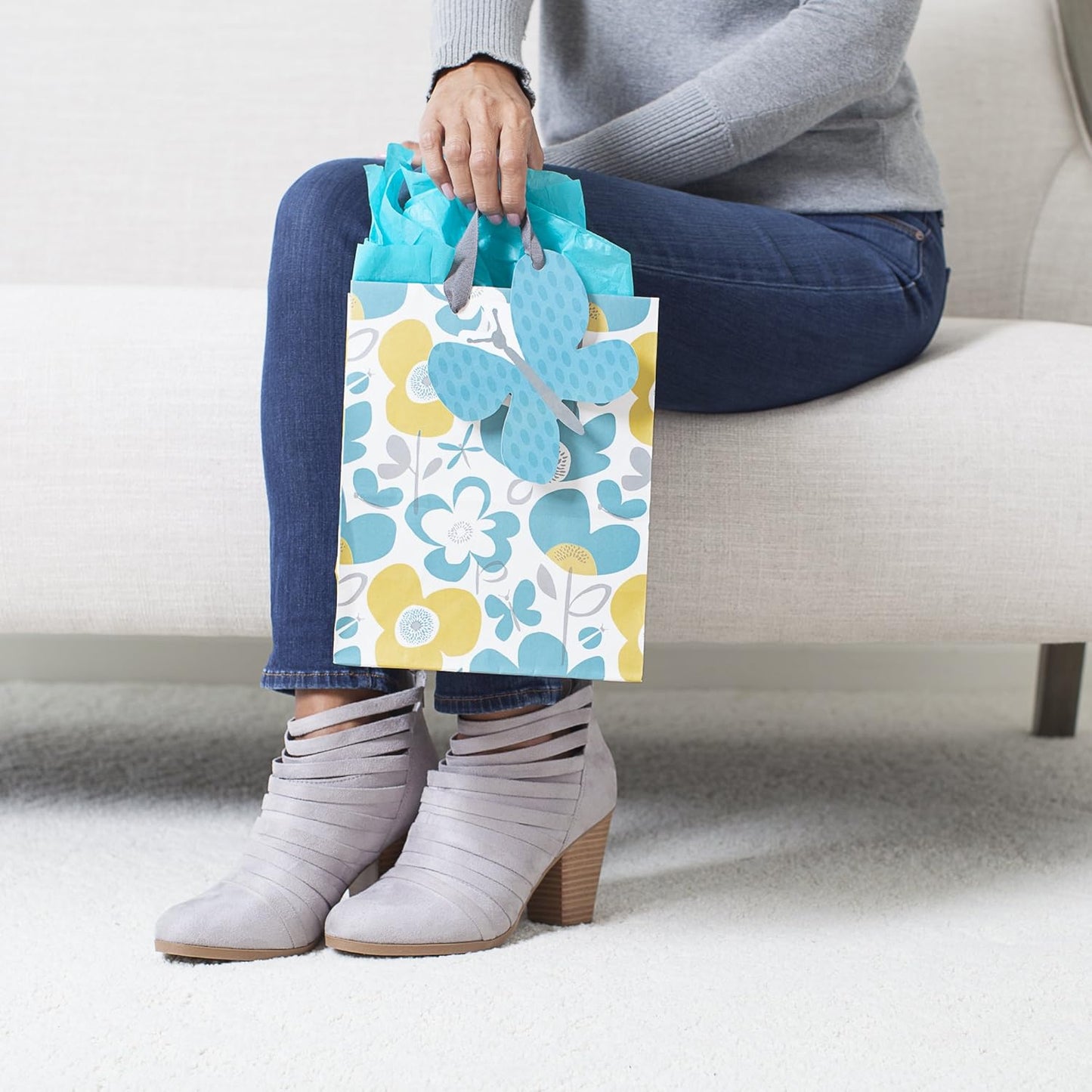 Gift Bag with Tissue Paper – Floral, for All Occasions
